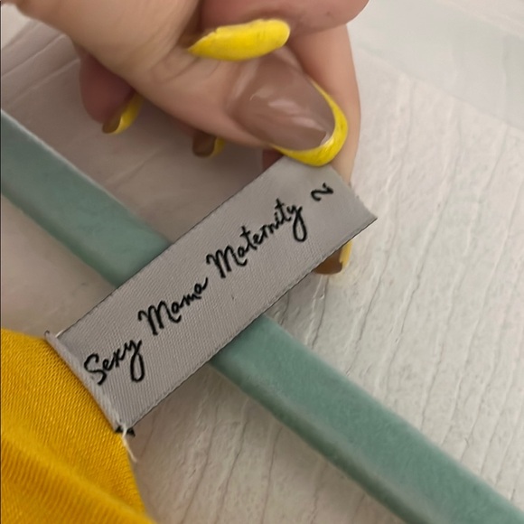 Yellow Sleeveless Dress - Picture 3 of 3